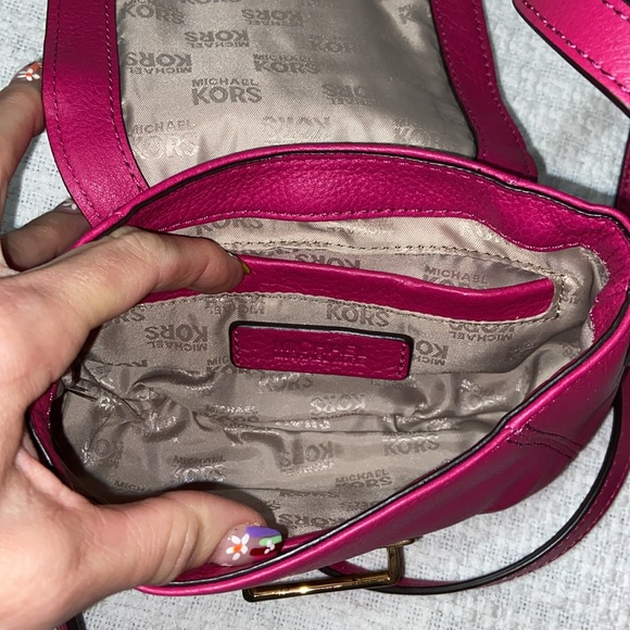 RARE Like new Michael Kors Charlton Crossbody Shoulder Bag Purse - Picture 13 of 15